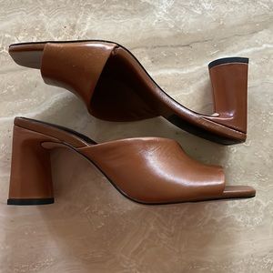 Zara Saddle Brown Slide